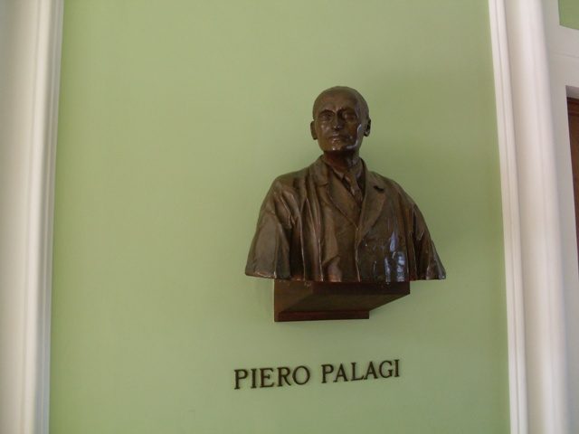 Piero Palagi's bust (2).JPG